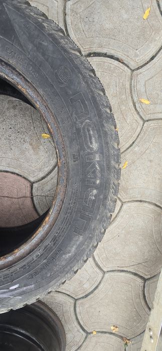 Продам 2 колеса зима 1200грн пара