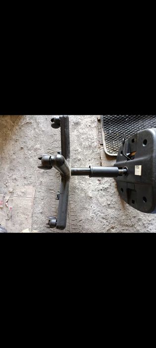 Стул офисный на колёсиках табуретка