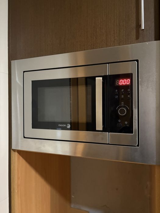 Microondas encastre Fagor