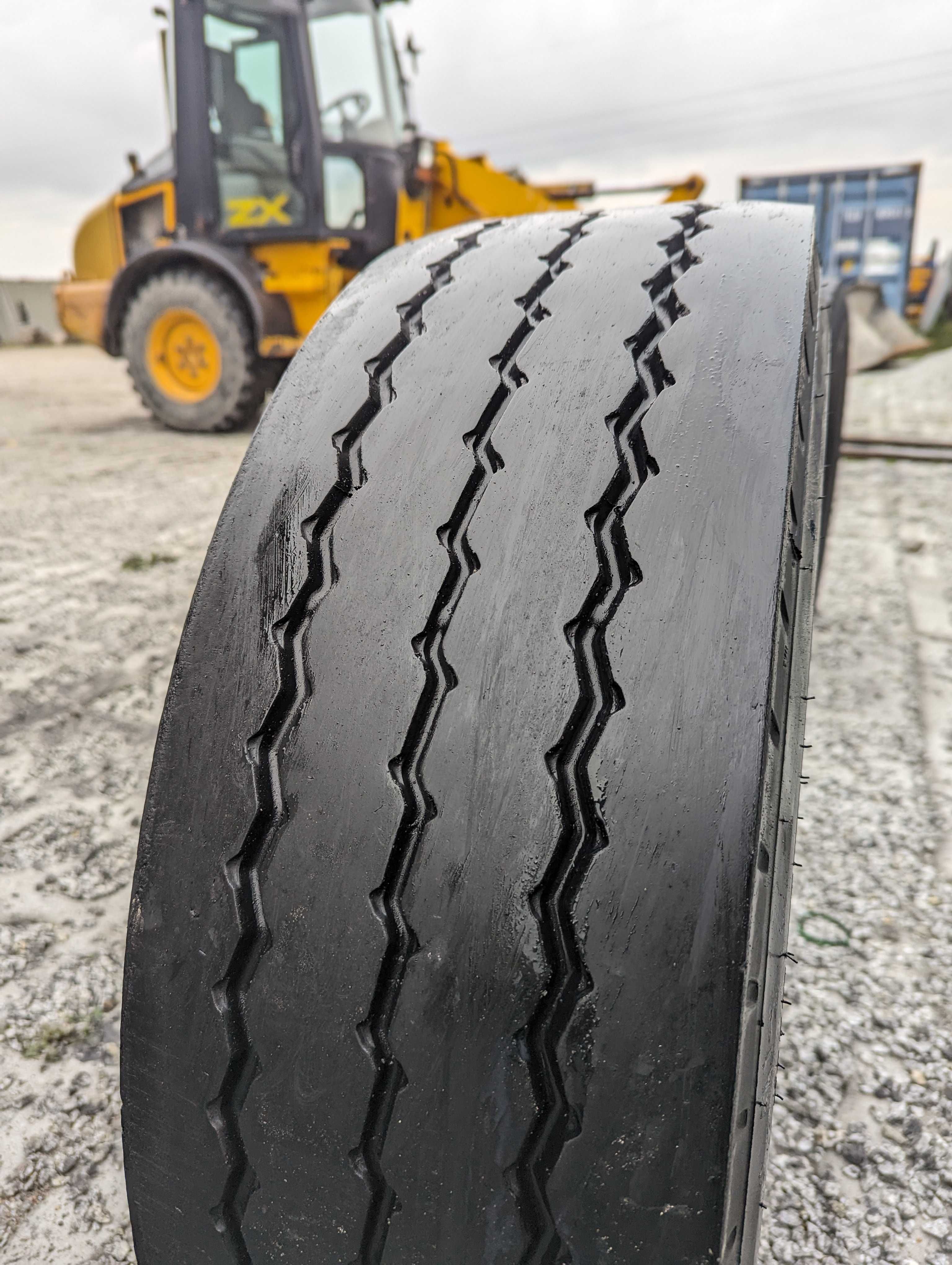 235/75R17.5 Pirelli ST:01 naczepa