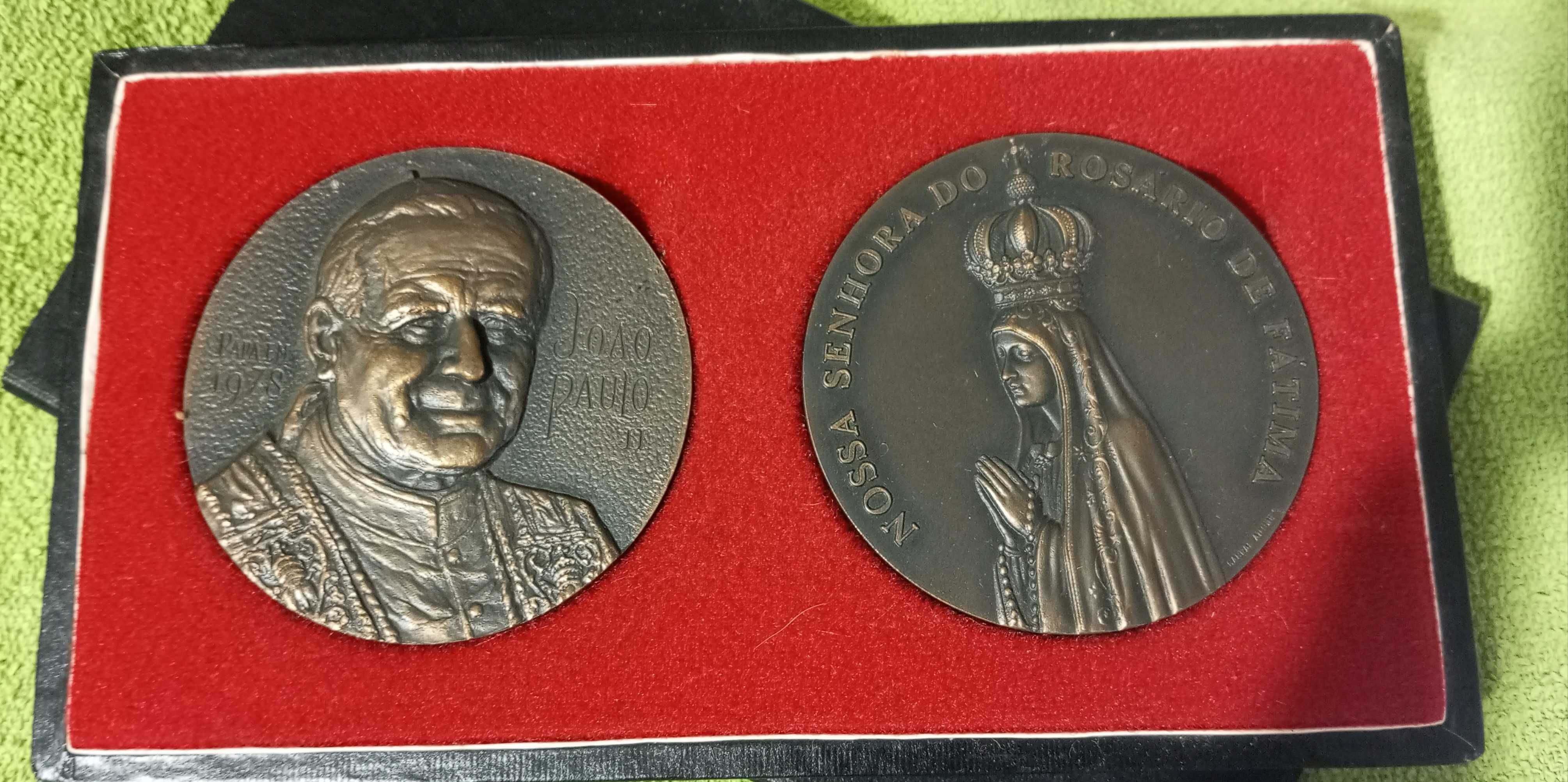 Medalhas em estojo