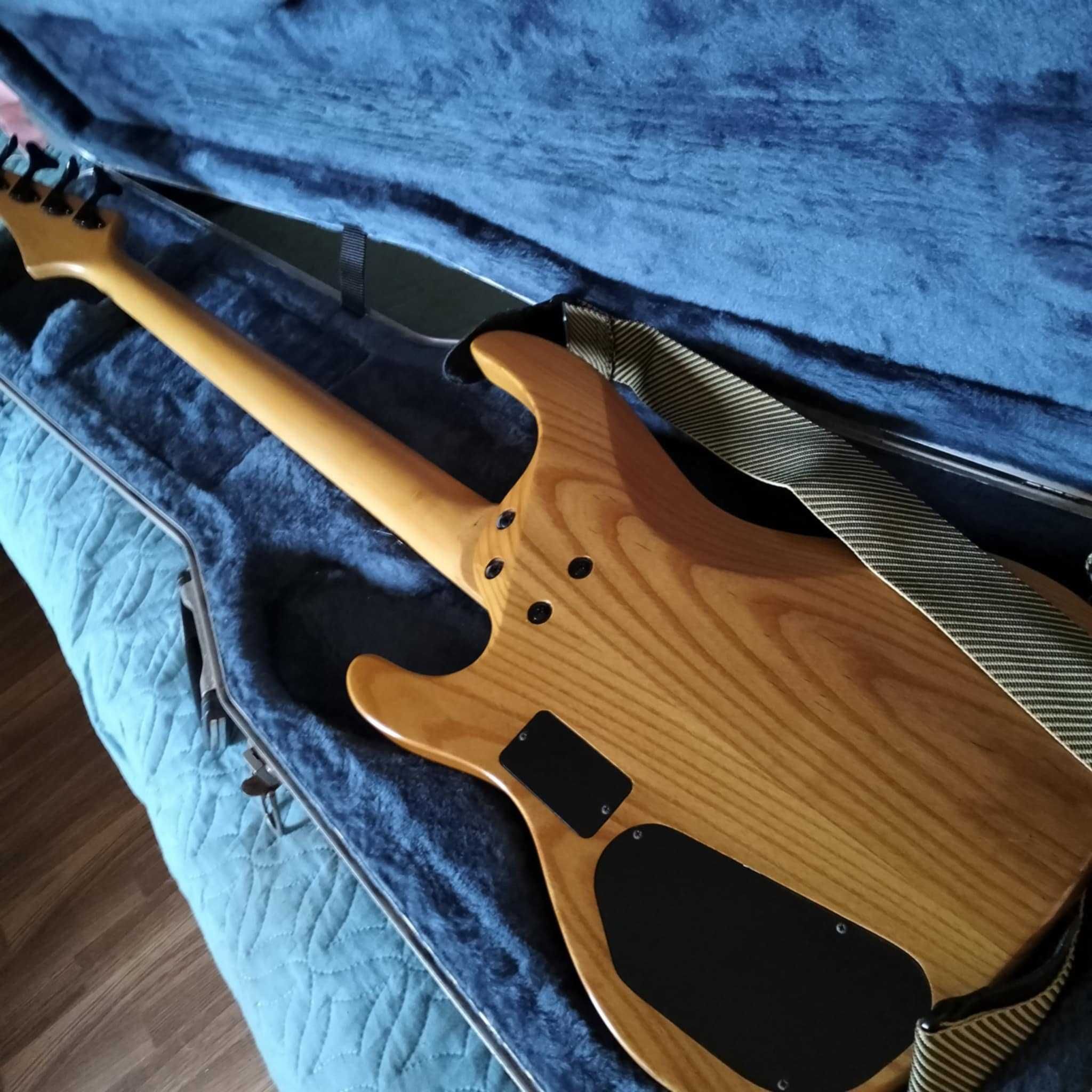 Baixo Aria Pro II MAB-50 (vintage)