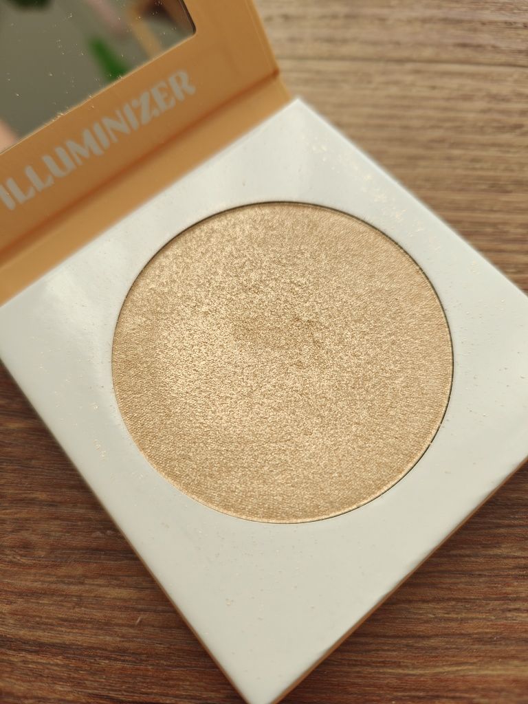 Miyo Illuminizer 01 Galle Light