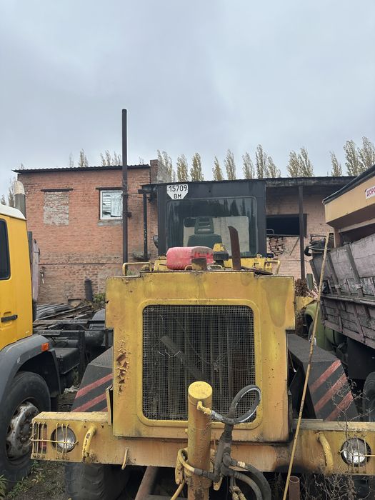 Грейдер дорожній ДЗ-122