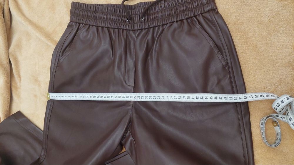 Шкіряні штани (кожзам) Promod, розмір 40