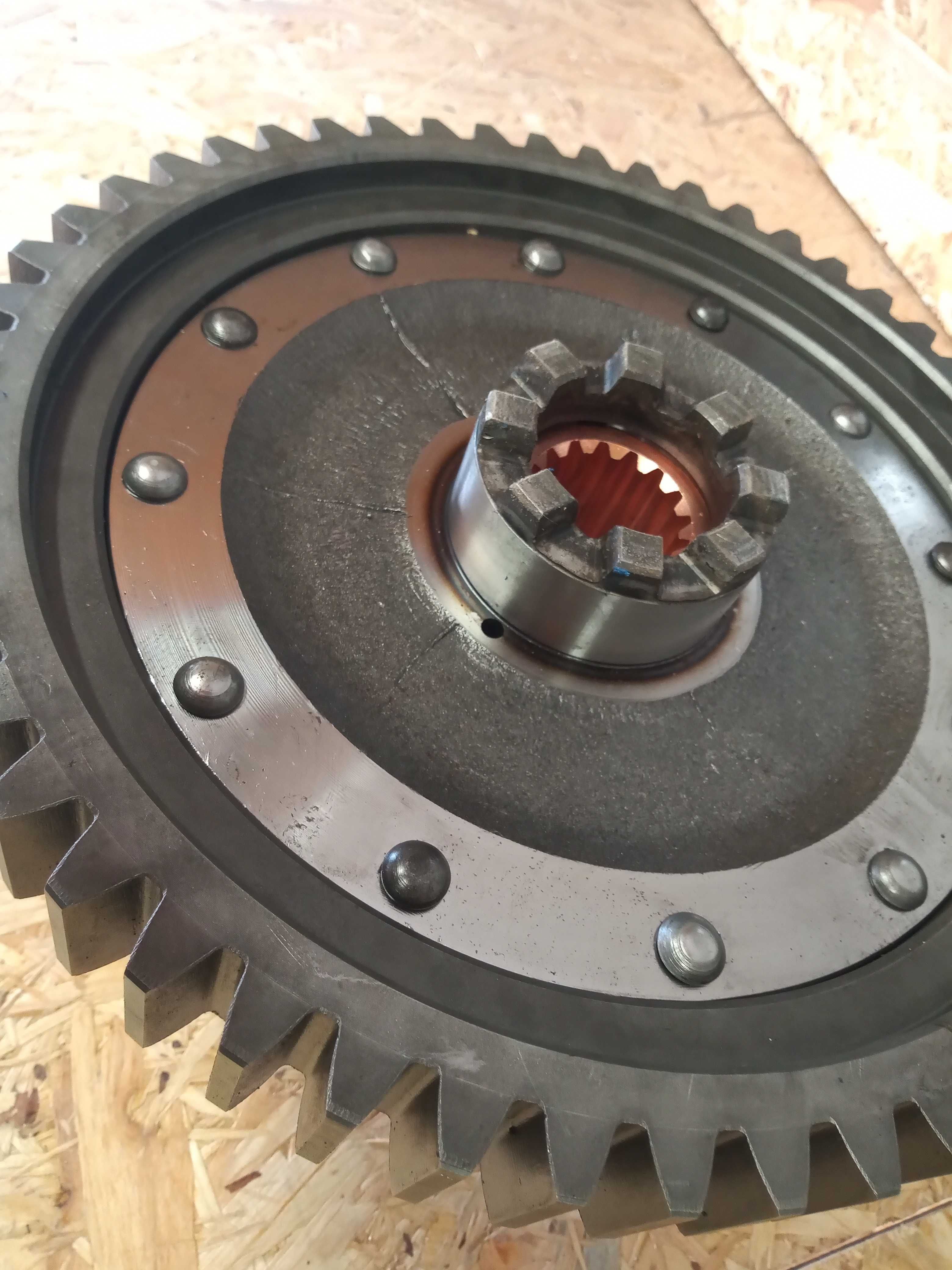Mechanizm różnicowy kompletny kombajn bizon