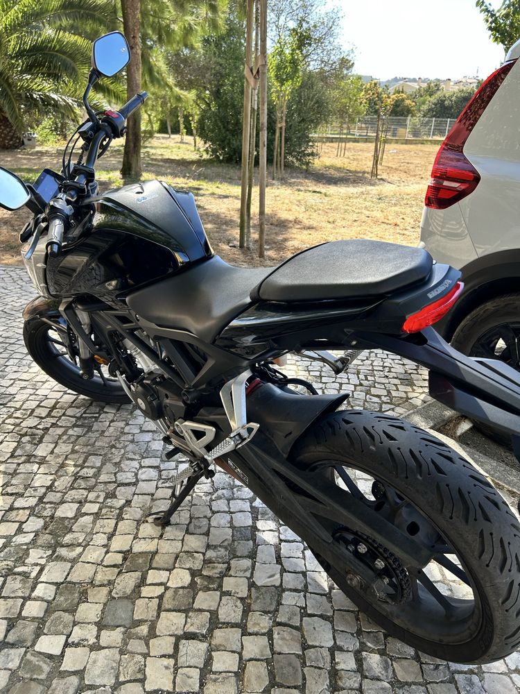 Honda CB125R 2020
