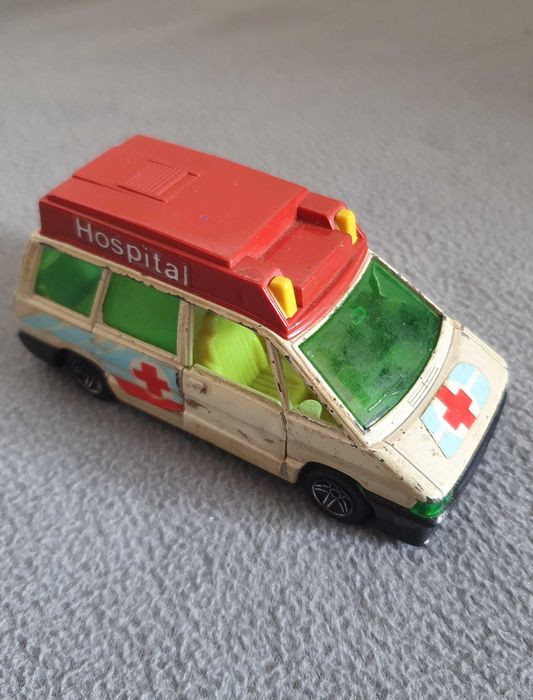Carrinho Ambulância de Hospital Renault Espace 1/43 - GUISVAL - Spain