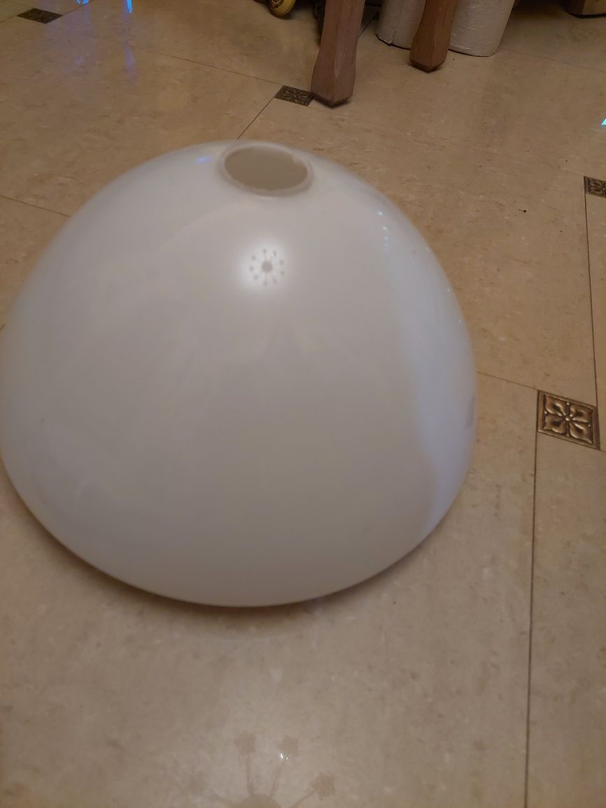 Klosze do lampy lub żyrandola..