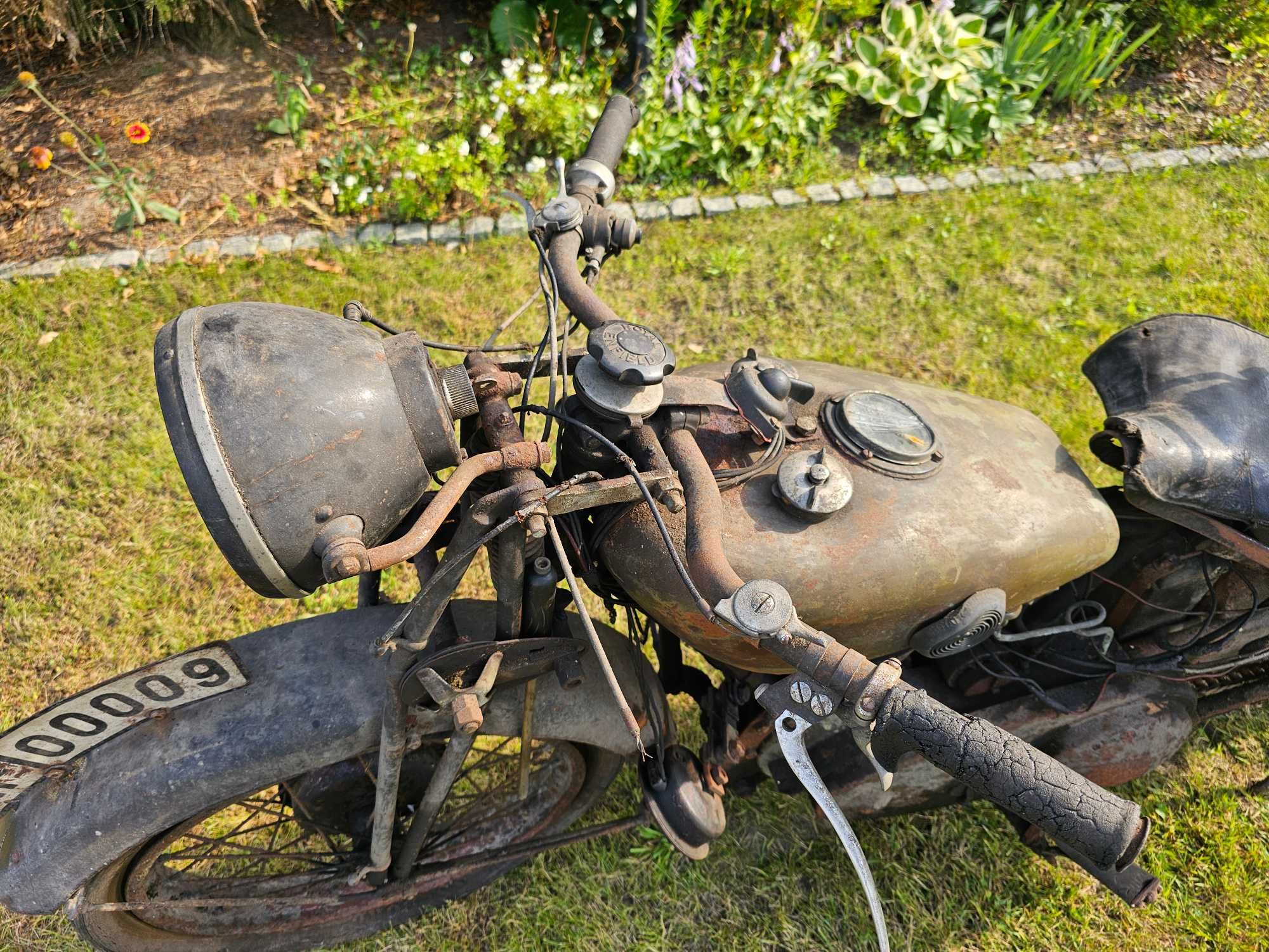 Motocykl Royal Enfield 1930 r  500cm Zabytek  z dokumentami