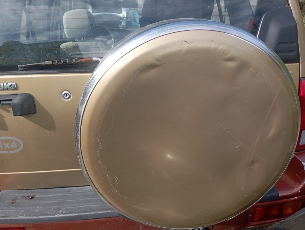 Osłona koła zapasowego Suzuki grand Vitara 1