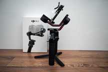 Gimbal Stabilizator DJ RS 3 + Podwójny uchwyt Dual Handgrip