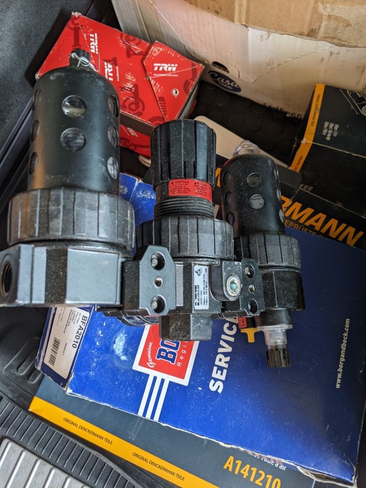 Блок підготовки повітря фільтр Parker 06F22AC