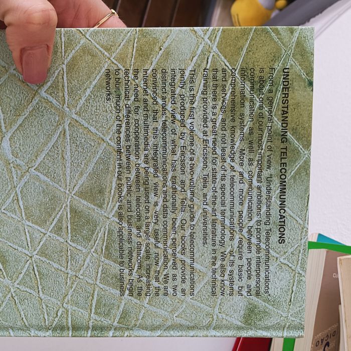 Understanding Telecommunications64284538189058122