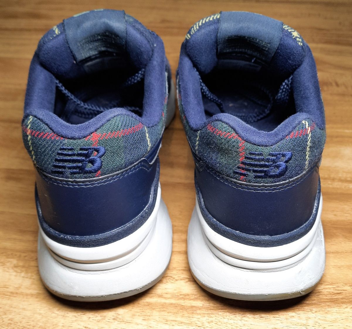 Buty New Balance 997H 37,5 24cm Granatowe