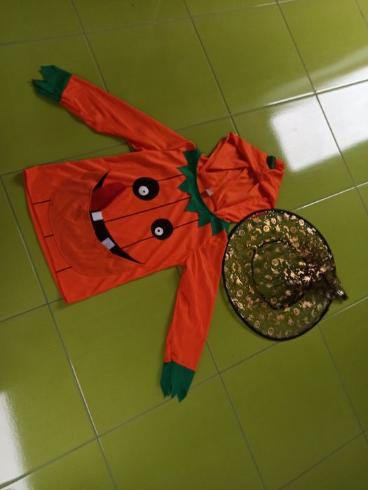 Zestaw na Halloween - bluzka + kapelusz