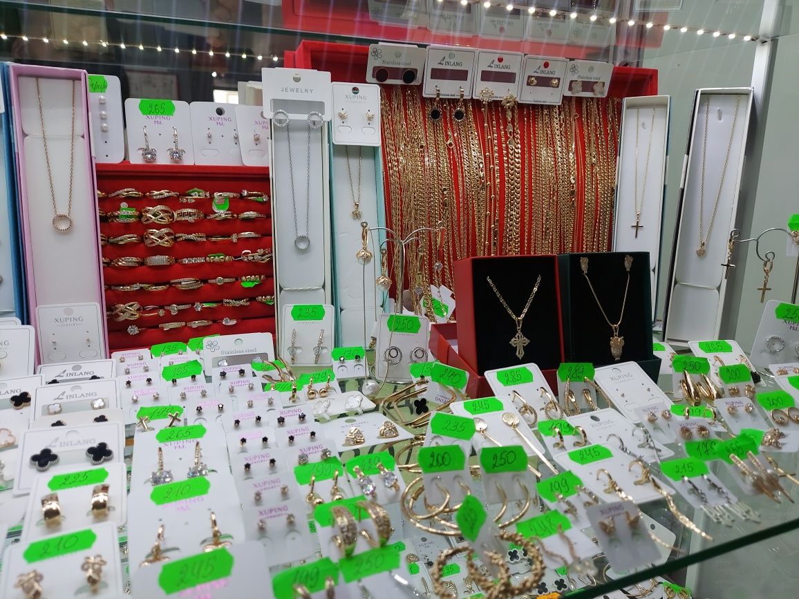 Ван Кліф,Van Cleef, медичне золото, Ван клиф прикраси, браслети, сереж