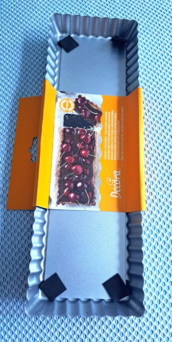 Forma para torta - retangular - fundo removível - da Decora