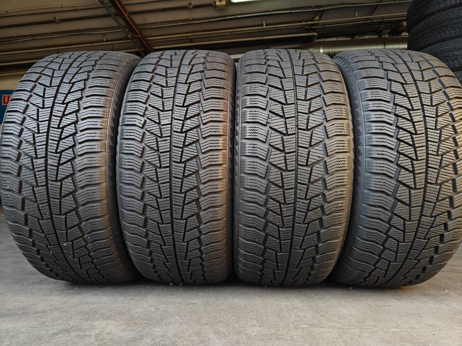 R18 225 40 шини зимові Gislaved EuroFrost 6 гарний стан вироб. Франція