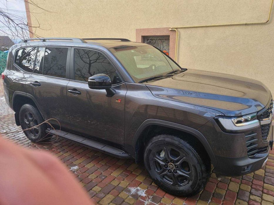 TOYOTA Land Cruiser 300 GR Sport 3.3D