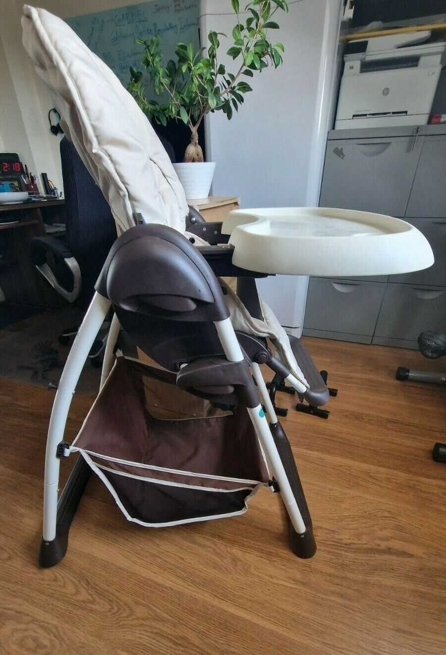 Cadeira refeições e descanso bebé (2 em 1) HAUCK