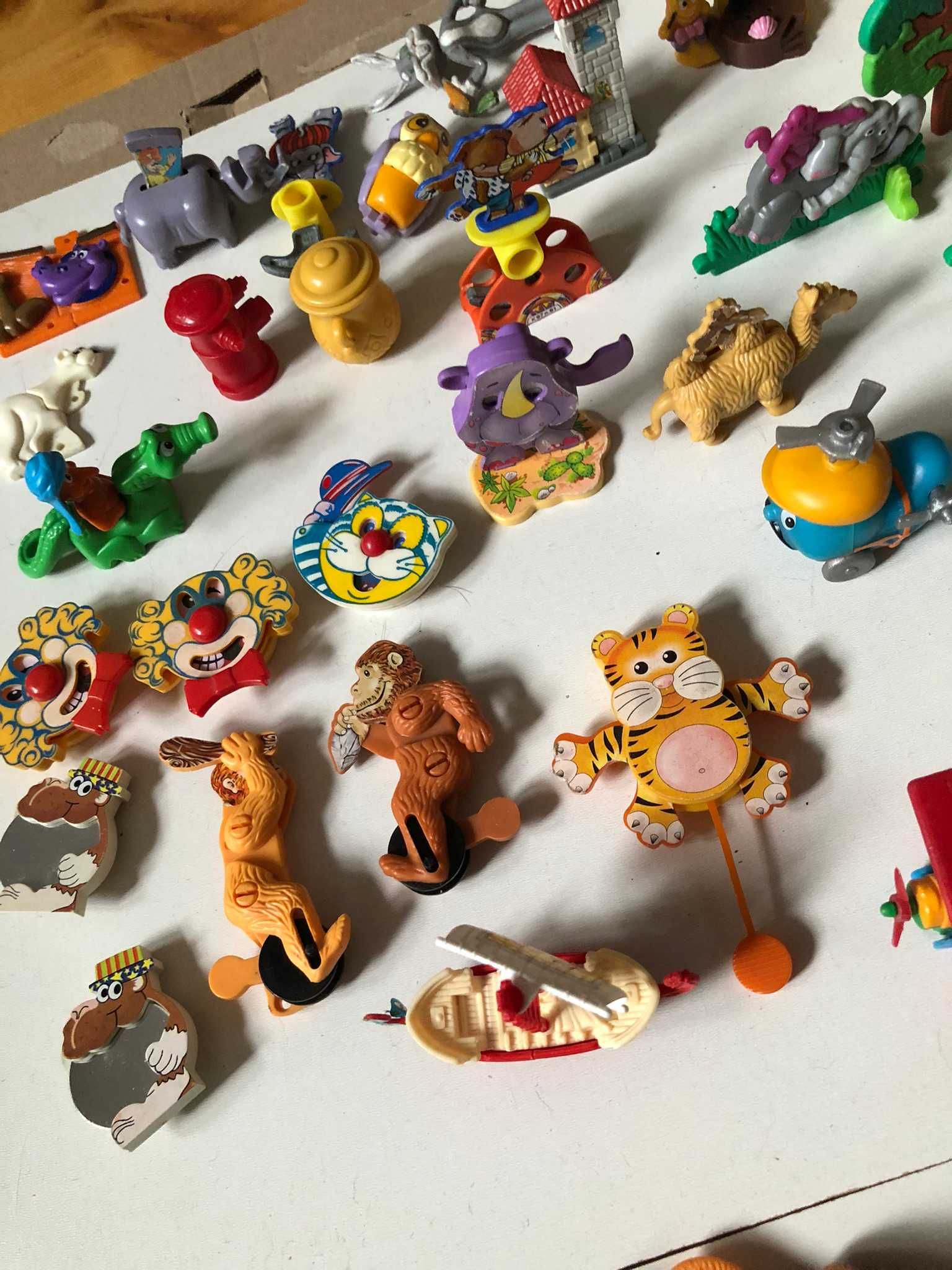 Kinder Surprise Kinder Niespodzianka lata 90 zabawki figurki ponad 120