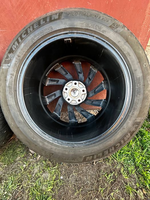 Продам комплект дисків Versus + гума Michelin 235/55 R18