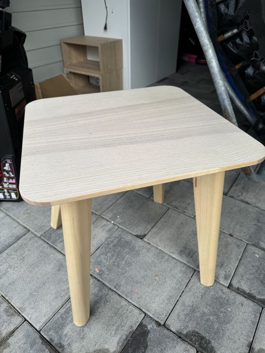 Stolik LISABO jesion 45x45 cm ikea