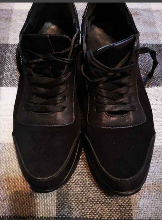 Жіночі кросівки Emeli