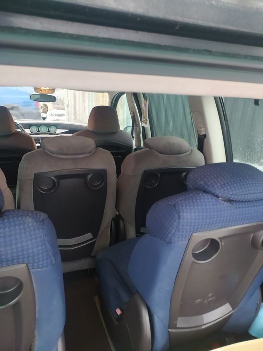 Ситроен с8 , требует ремонта