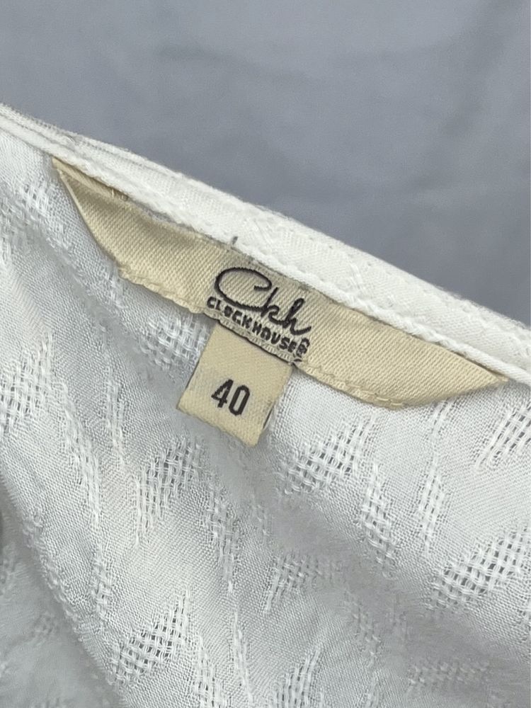 Biała luźna bluzka z falbankami c&a L coquette
