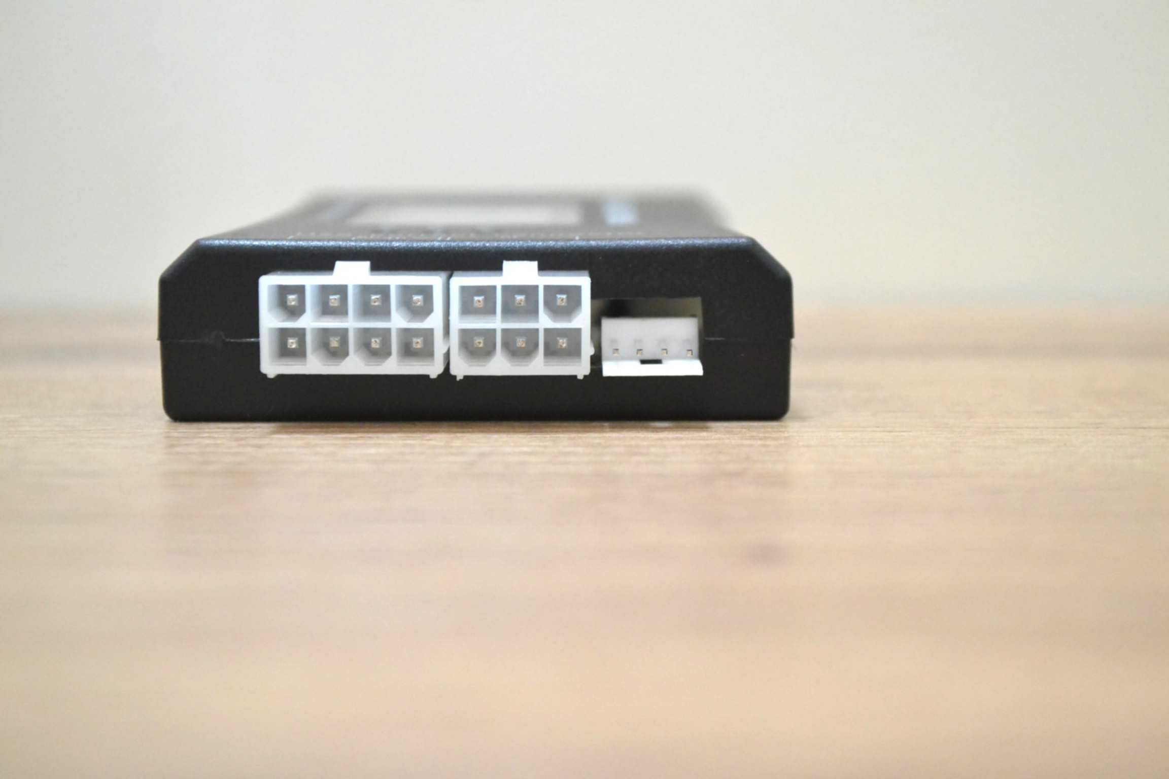 tester zasilaczy komputerowych ATX i inne różne gniazda 20/24 sata itp