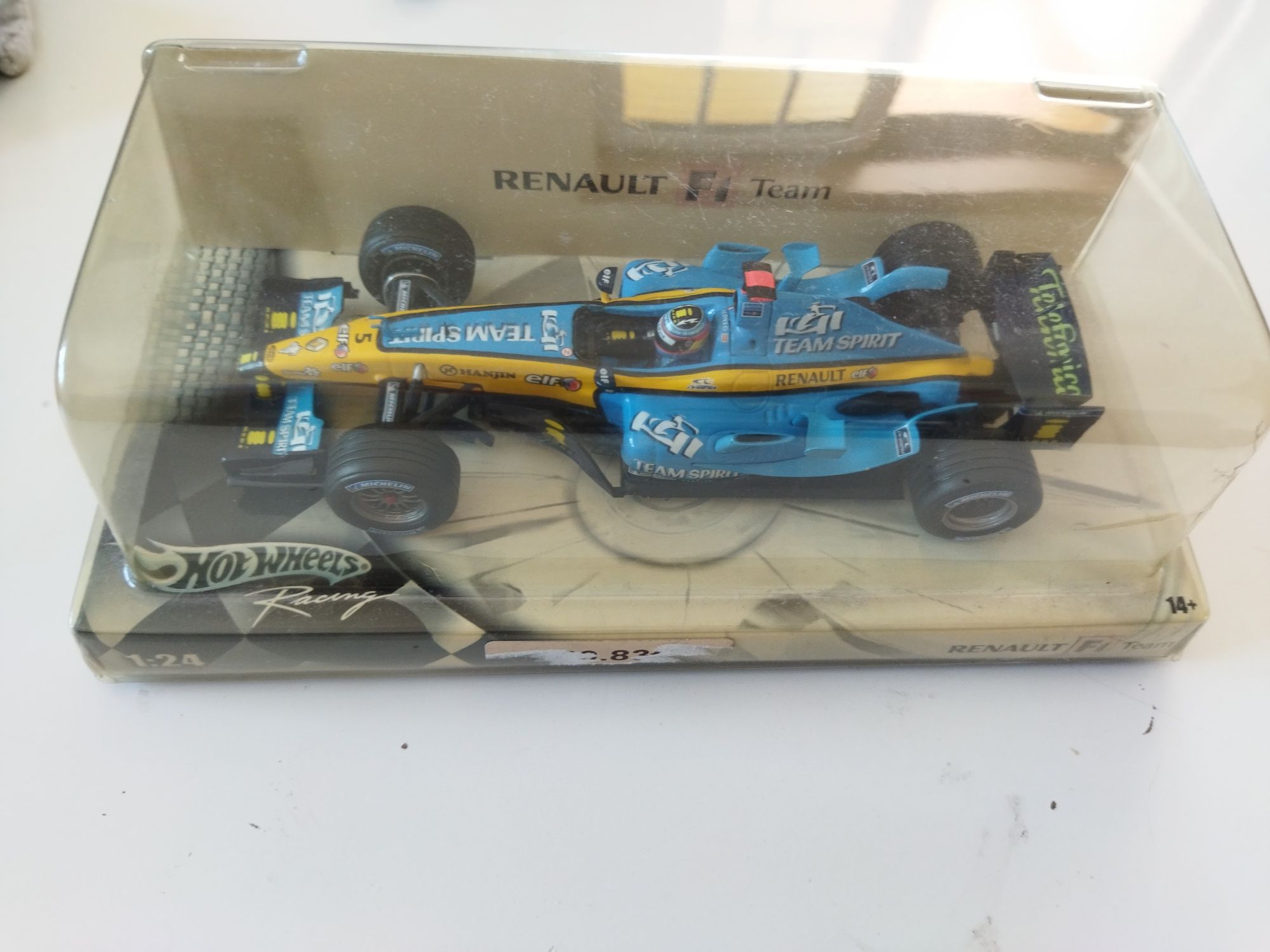 Renault R24 Fernando Alonso temporada F1 2004 1:24 Hot Wheels