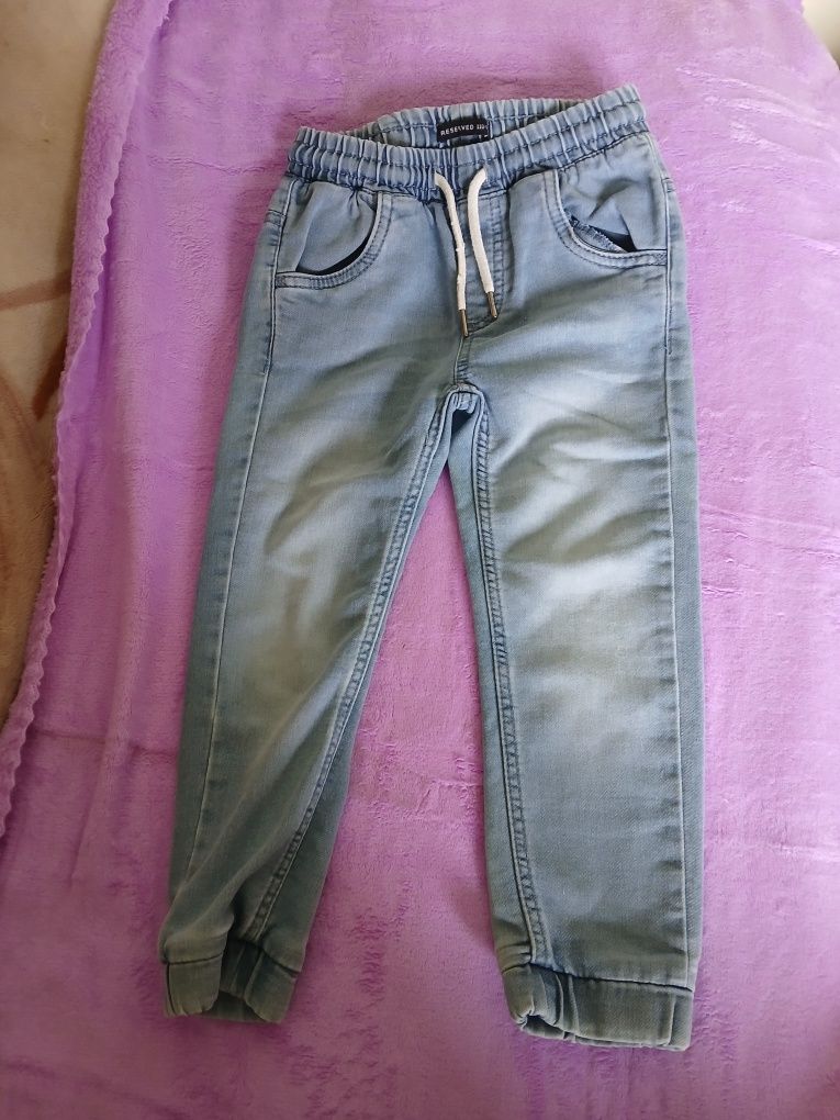 Spodnie jensy 110 Reserved dla chlopca