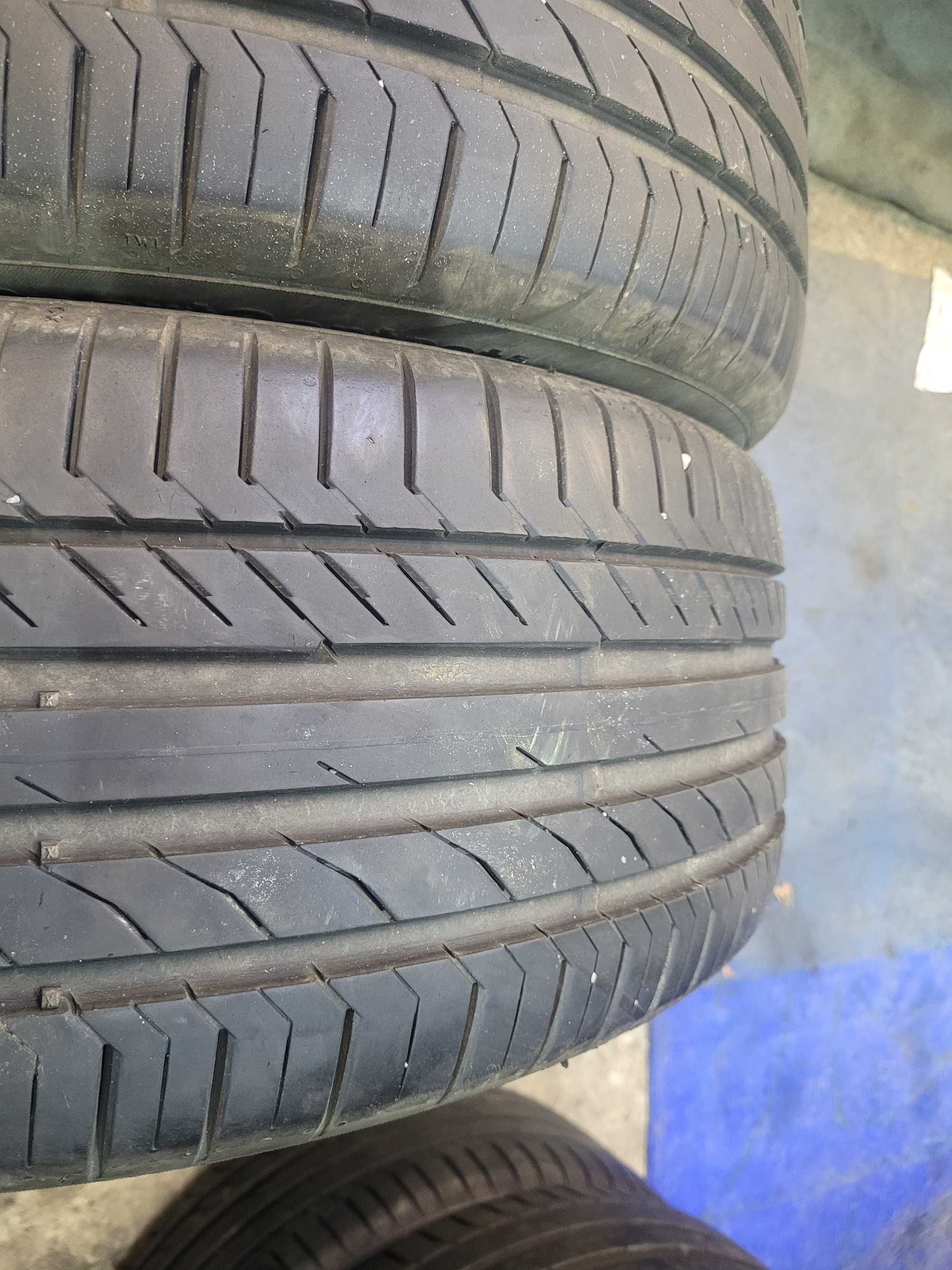 235 /45 R 19  Continental   Lato/Komplet