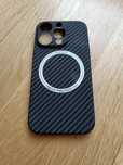 Чехол карбон  Iphone 15 pro