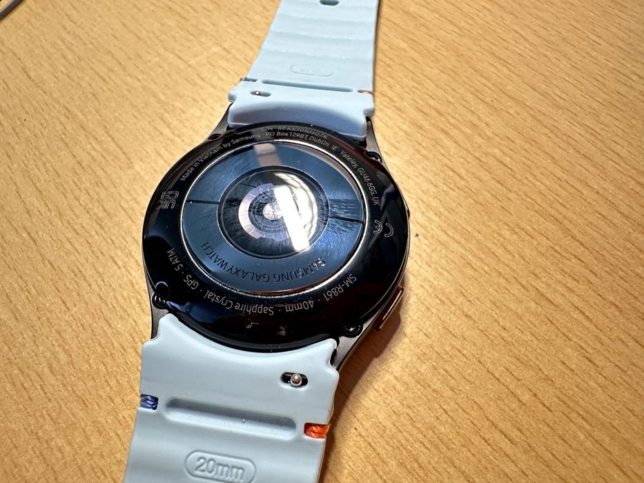 Годинник Samsung Galaxy Watch 40mm FE locked