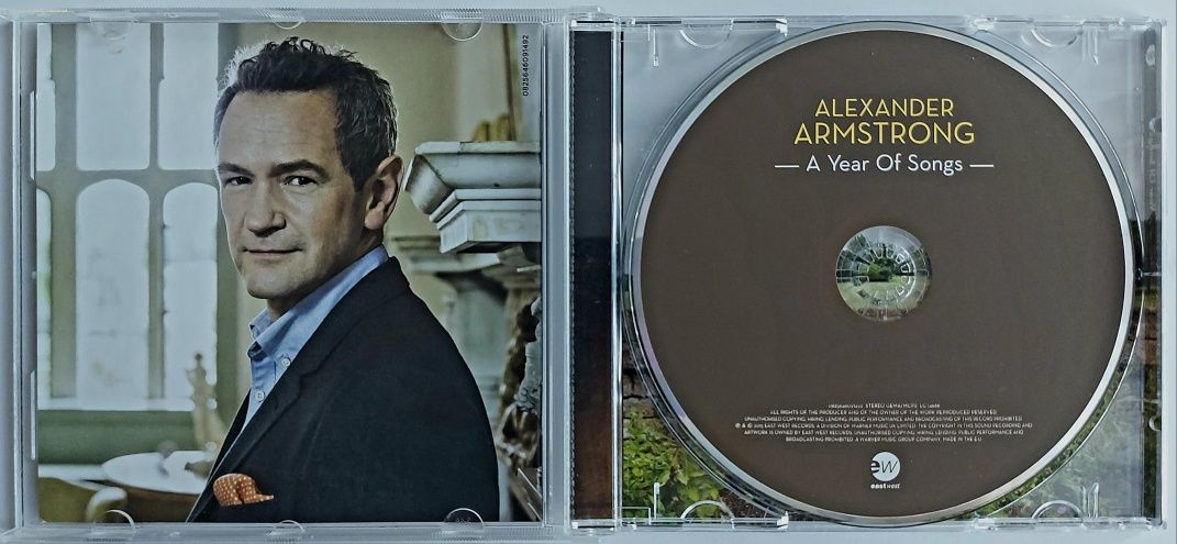 Alexander Armstrong A Year Of Songs 2015r