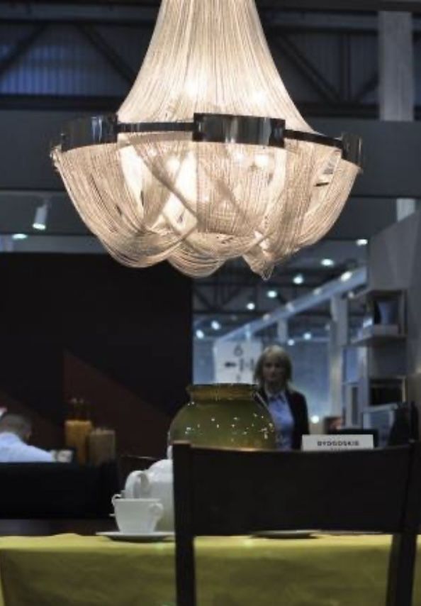 Lampa roma na lancuszkach design glamour srebrna