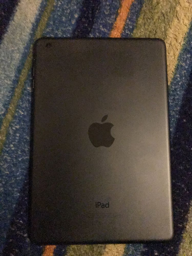 Айпад Ipad .
