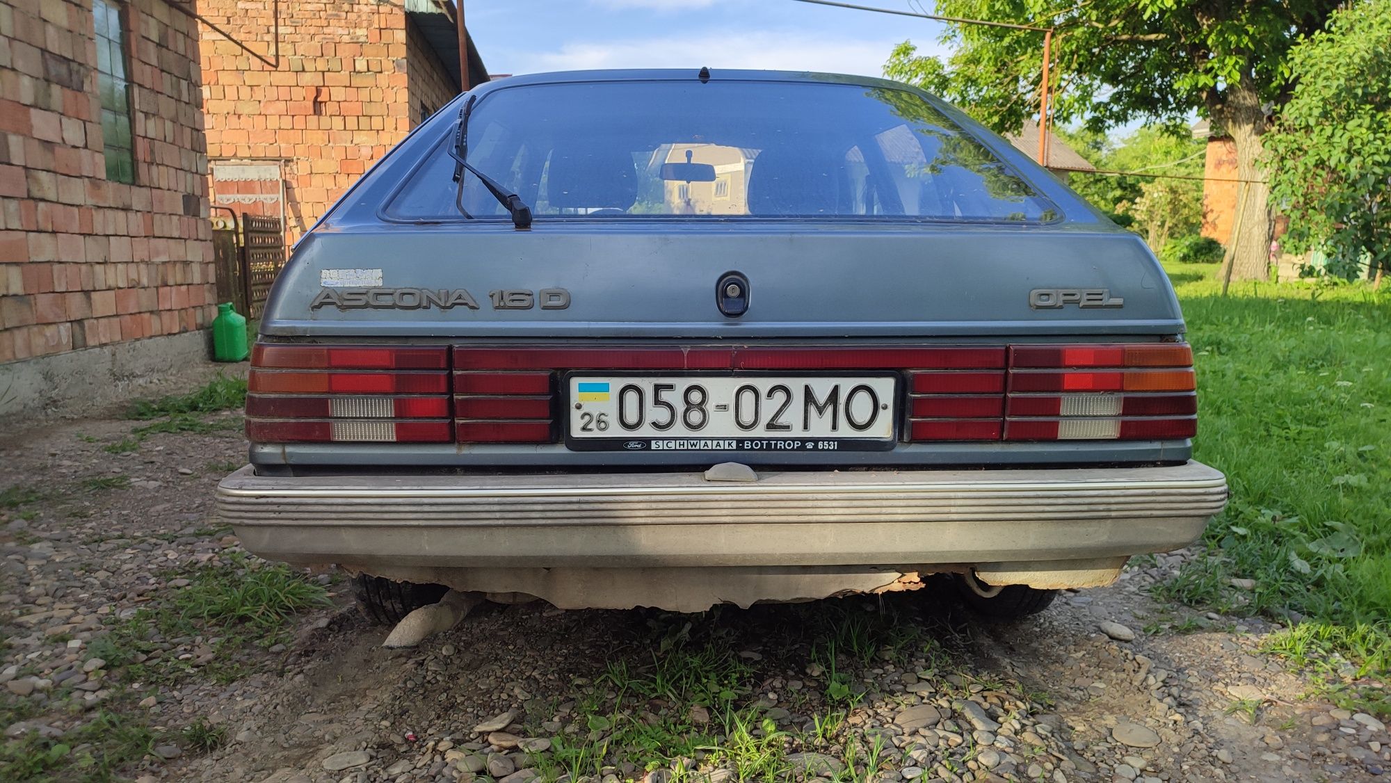 Продам Opel Ascona 1.6