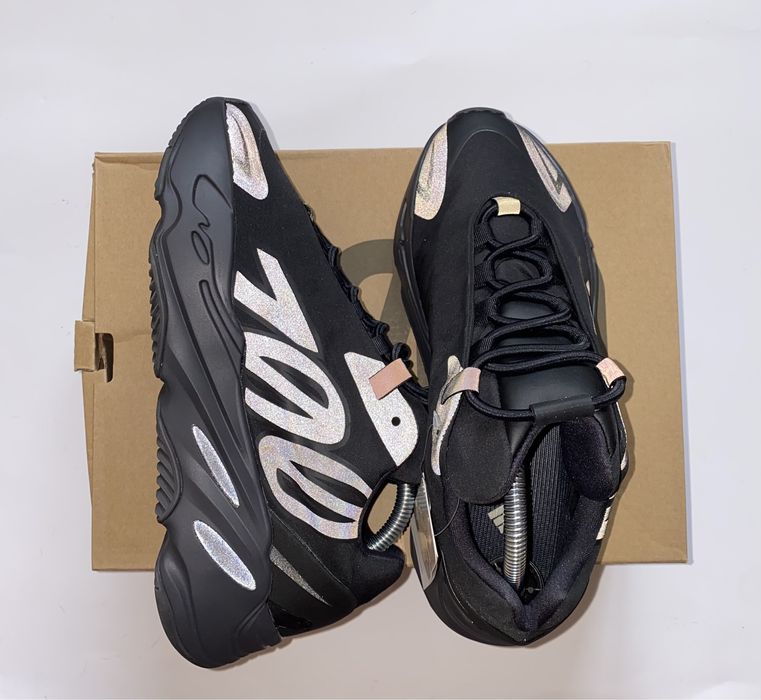 Yeezy boost 700 us10 MNVN black 350 500 оригинал tnf изи буст 44