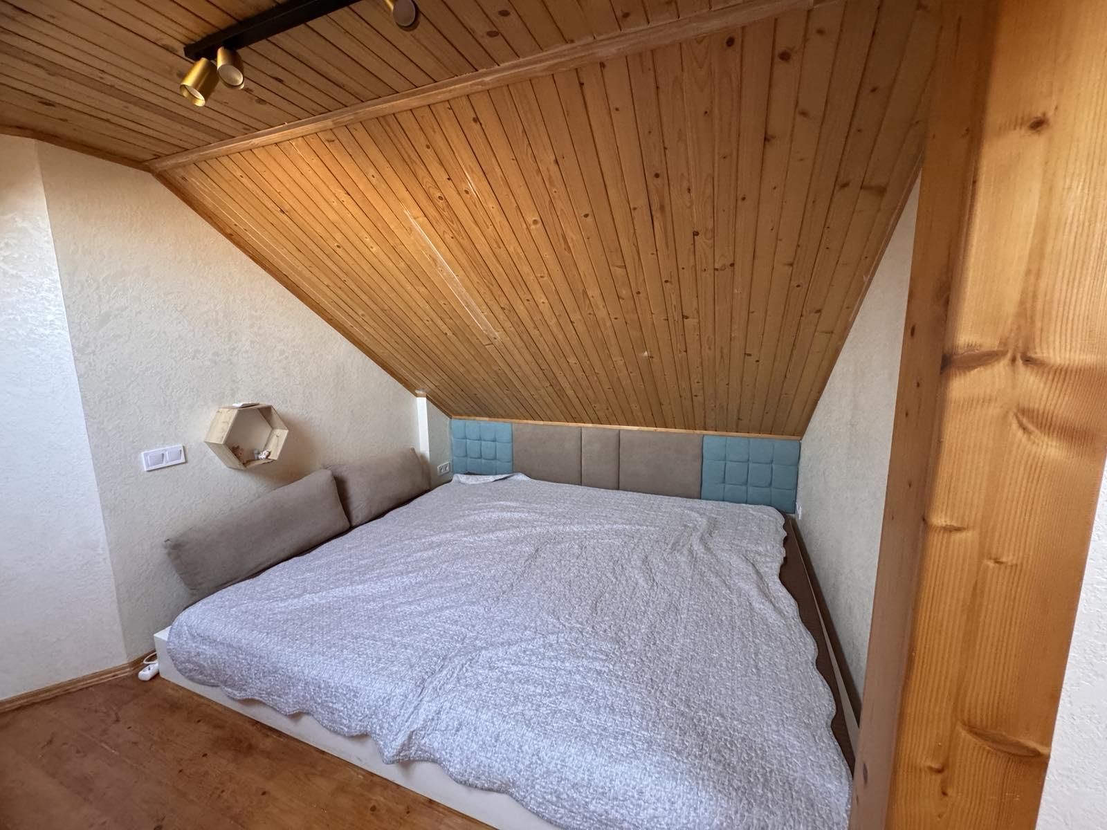 Двохрівнева в Минаї, 105 м.кв