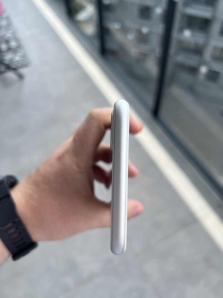 Jak Nowy iPhone 8 Plus Silver - kompletny zestaw