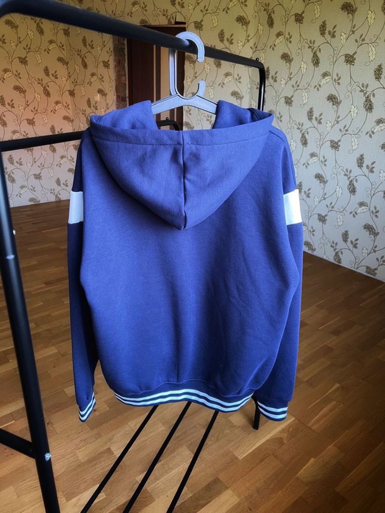 Новий Бомбер Cropp