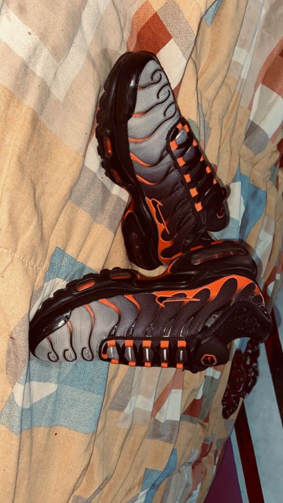 Vendo sapatilha NIKE TN