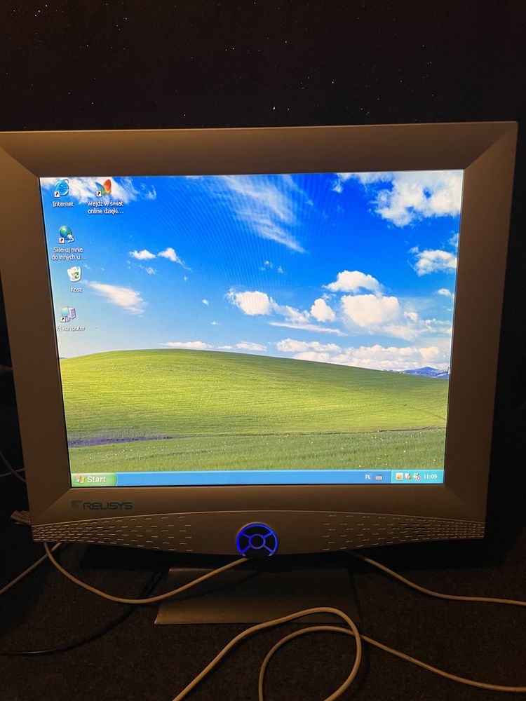 Komputer+monitor+klawiatura+myszka