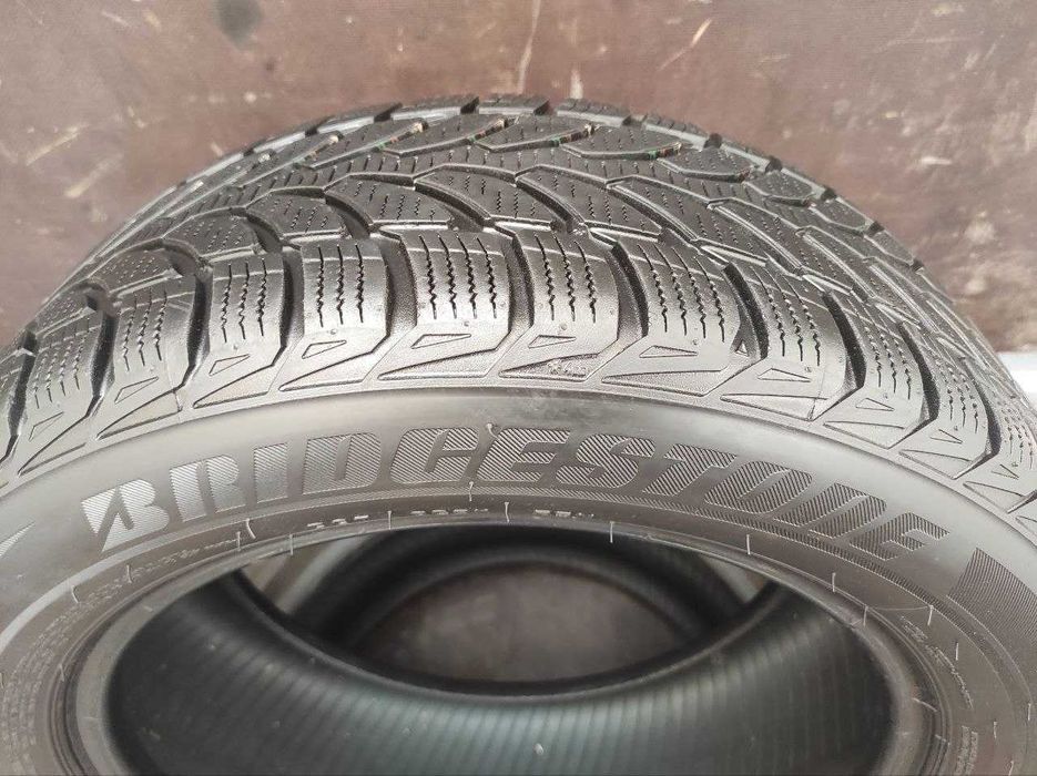 Bridgestone Blizzak LM-32 205/55r16 5,5-5,8мм, ЗИМА Привез из Германии