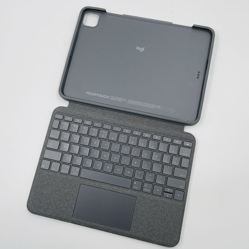 Logitech Combo / Folio Touch для iPad Air 10.9 Pro 11