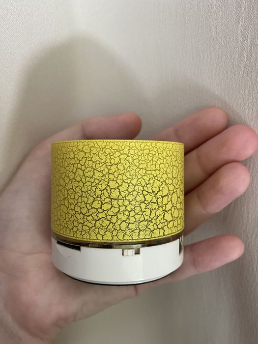 Колонка портативна маленька